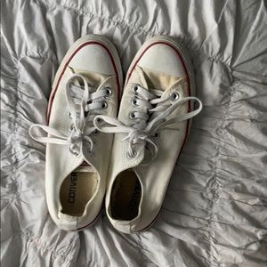 White Allstar converse